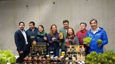 Mercado a un Metro: Emprendedores agrícolas venderán productos en estación de la Línea 3