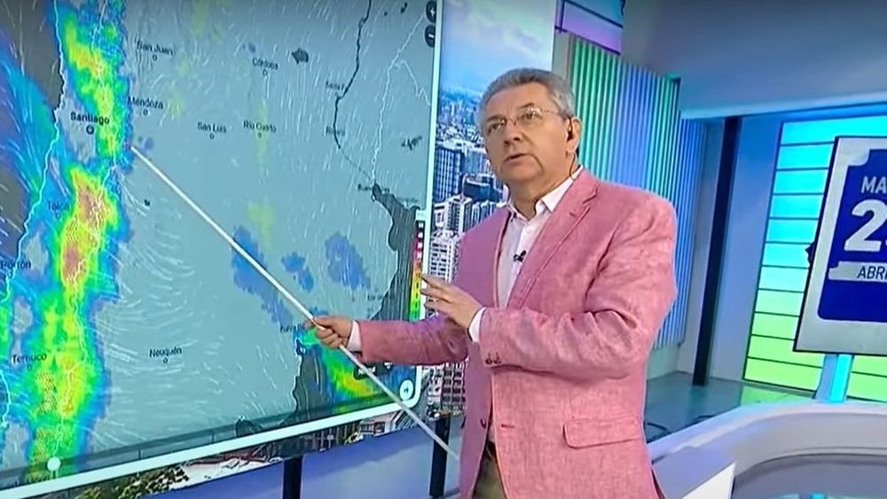 Jaime Leyton se la juega y anuncia nieve para Santiago este martes: Estamos muy cerca
