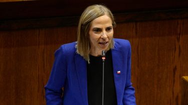 Duros cuestionamientos, “Un violador en tu camino” y desalojo de la sala: Los momentos de la interpelación a la ministra Plá