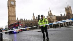 Impacto mundial: Tiroteo en el parlamento británico deja varios heridos y ya se habla de ataque terrorista