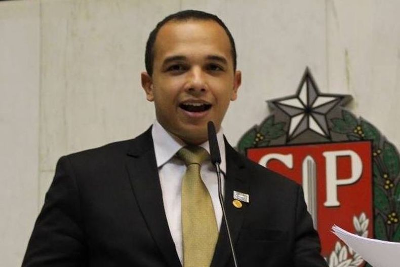 douglas garcia deputado sp transfobico homofobico gay1.jpg