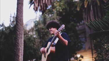 Vicente Cifuentes publicará disco inspirado en el estallido social y estrena su primer adelanto