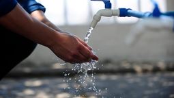 La sequía, la pandemia y el aumento de campamentos agudizan la crisis de acceso al agua potable