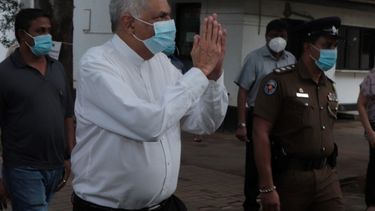 Presidente en funciones de Sri Lanka descarta dimitir sin consenso político