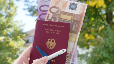 Llega el fin de la Golden Visa en España y expertos llaman a la calma: ¿A quiénes afecta?