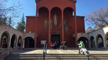 El Desconcierto | iglesia.jpg