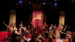 Memoria, humor y política: ciclo especial de Teatro a Mil rescata la obra del dramaturgo Óscar Castro