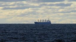 Estudio detecta una fuga natural de petróleo crudo en el estrecho de Magallanes