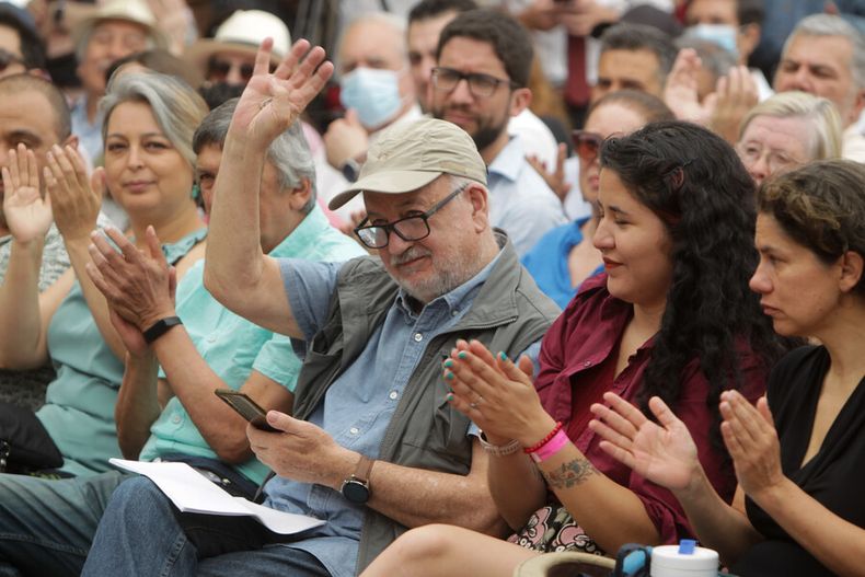 Guillermo Teillier en su ultima aparicion publica.jpg