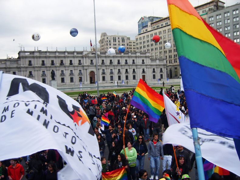 marcha gay scaled.jpg