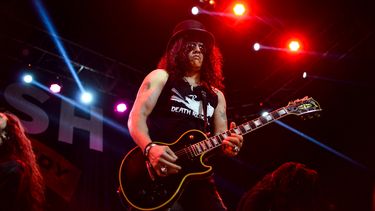 “Mi corazón está fracturado”: El emotivo mensaje de Slash tras muerte de su hijastra de 25 años