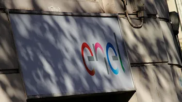 Enel cobró $691 mil de luz a un departamento deshabitado usando el medidor del inmueble vecino: Corte ordenó eliminar cobros