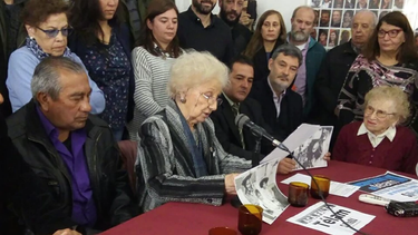 Abuelas de Plaza de Mayo recuperan nieto 128: Es la restitución del amor no vivido hace 42 años