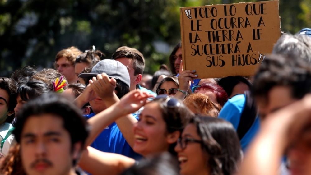 Huelga global: Convocan a masivo Friday For Future este viernes en Santiago