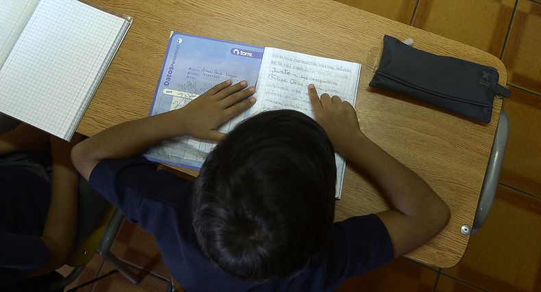 estudiante de basica no podra continuar estudios por deuda arancelaria segun fallo de la suprema.jpg