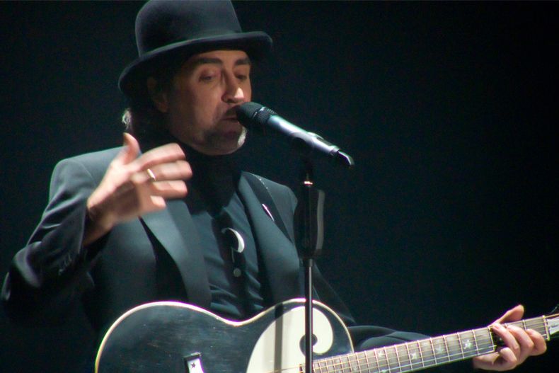 sabina llega a chile en gira con la que se despide de grandes escenarios hola y adios.jpg