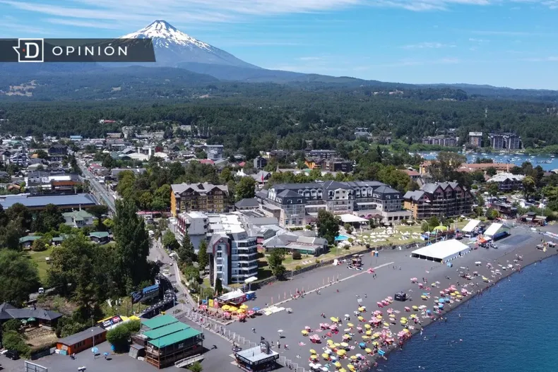 12083 ciudad de pucon.webp