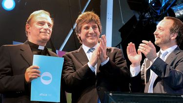Detienen a ex vicepresidente de Argentina por enriquecimiento ilícito
