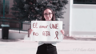 VIDEO| Antes de que sea tarde: El emotivo corto contra la violencia en el pololeo hecho por un joven de 15 años