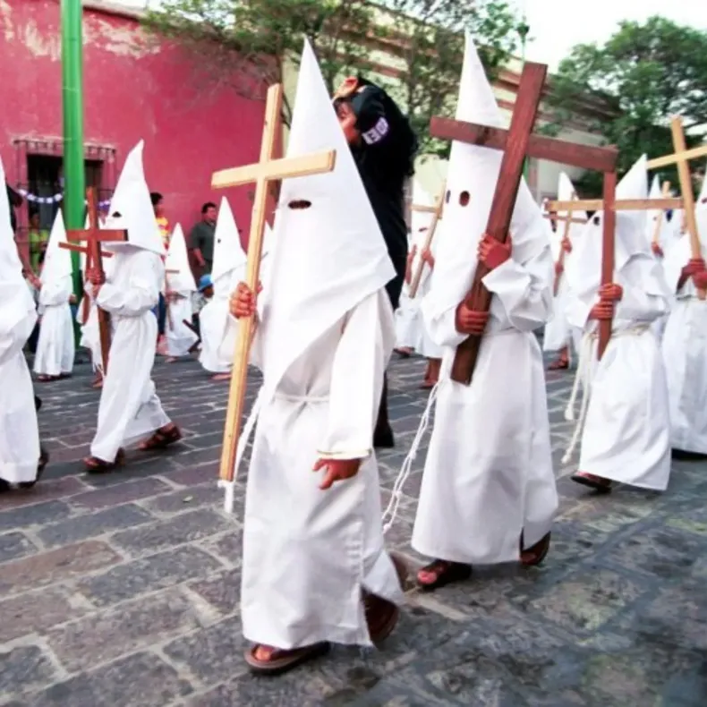 Procesion.jpg