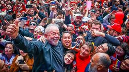 Lula suma a Ciro Gomes y Bolsonaro a gobernadores de estados más poblados