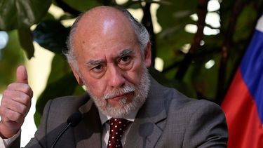 Iván Flores sincera acercamiento DC con La Moneda: “Hemos estado pololeando con el gobierno”