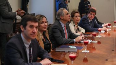 Data Influye: El 58% cree que la oposición debe buscar un acuerdo en reforma de pensiones