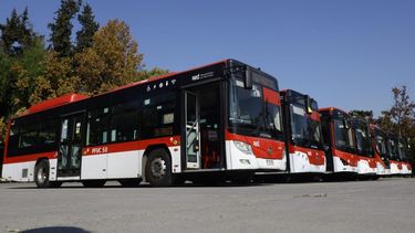 Santiago es la ciudad con más buses eléctricos y 90% del país cubierto con red 5G