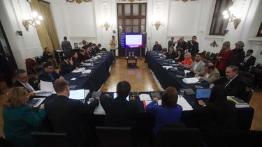 Comisión de Hacienda aprueba Ley Miscelánea de Kast - Agencia Uno