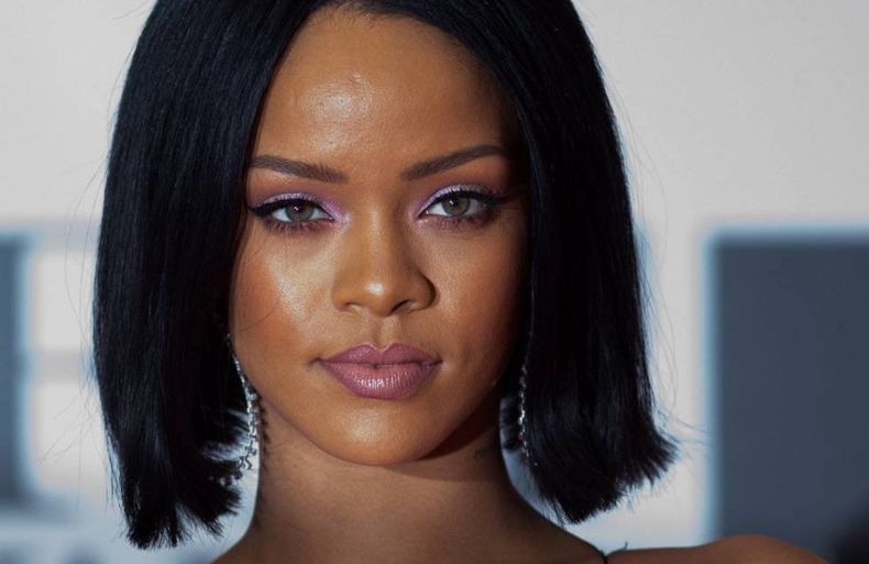 rihanna e1565009161481.jpg