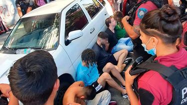 Impacto en Argentina: Seis jóvenes detenidos tras nueva denuncia de violación en grupo