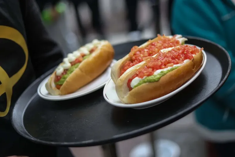 16258 a uno 1465530.webp