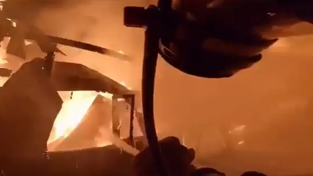 EE.UU.: Ya van 16 desaparecidos en incendios en Los Ángeles, cifra que debiera aumentar