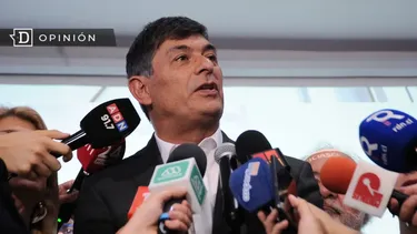 El Desconcierto | 26424 franco parisi hablando con la prensa.webp