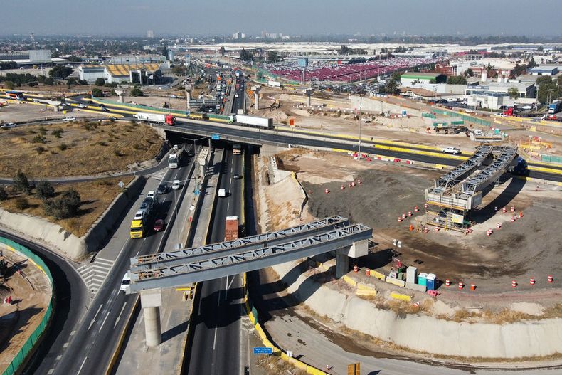 concesionarias viales podrian ser obligadas a instalar iluminacion y camaras de seguridad en autopistas.jpg