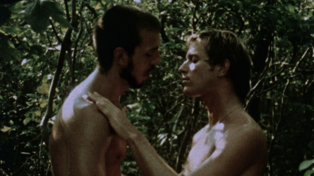 Del porno de los 70 al sexo virtual en las redes (o el mercado público y privatizado de Grindr)