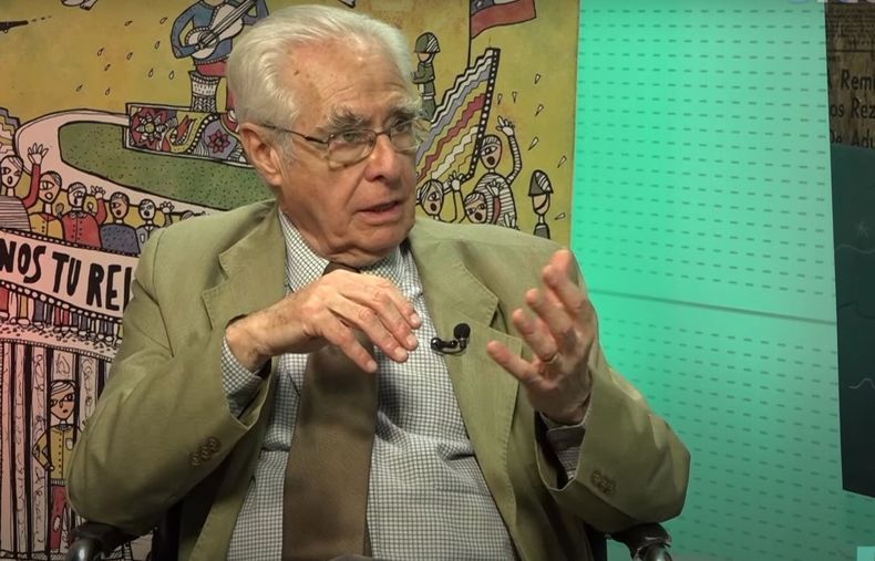 Roberto Garreton.jpg