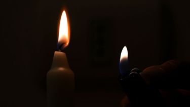 Los cortes de luz afectan a miles de clientes tras las intensas lluvias en distintas regiones del país / Agencia Uno
