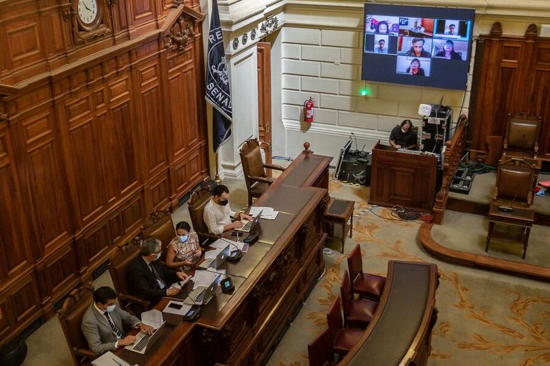 A_UNO_1348011.jpg