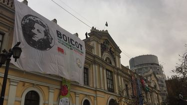 Estudiantes palestinos en Chile protestan por masacre en Gaza y apartheid israelí
