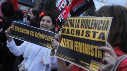 Convocan a distintas marchas en Chile para conmemorar el Día Internacional contra la violencia hacia las mujeres y niñas