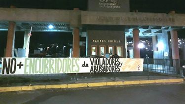 Denuncia de violación en U. de Antofagasta: Presunto agresor se topa con la víctima en los pasillos de la universidad