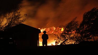 Alejar muebles de plástico y limpiar techos: Dan tips para salvar tu casa de un incendio