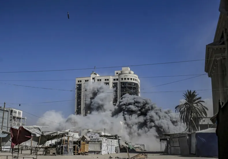 22218 gaza edificio.webp