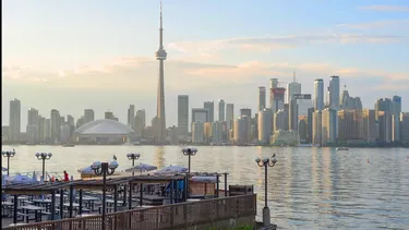 Tras drástico plan para reducir número de migrantes: 512 chilenos a la espera de ser expulsados de Canadá