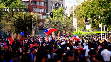 El Desconcierto | 6019 imagen de una marcha durante el estallido social.jpg