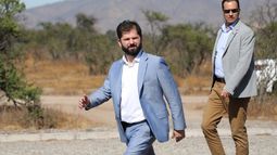 Cadem: Boric parte diciembre con 29% de aprobación y Carabineros alcanza histórica cifra