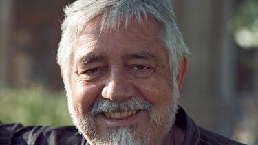 Músico de Inti-Illimani denunció que recibió e-mail con amenazas de seguidores de José Antonio Kast