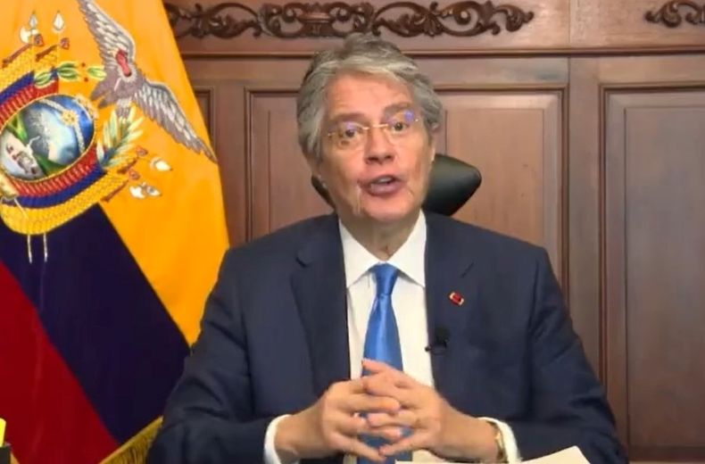 Guillermo Lasso durante su alocucion publica de este martes.jpg