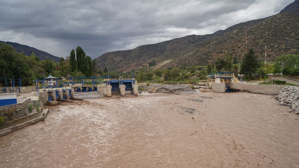 Aguas Andinas declara Alerta Temprana Preventiva por turbiedad de ríos Maipo y Mapocho